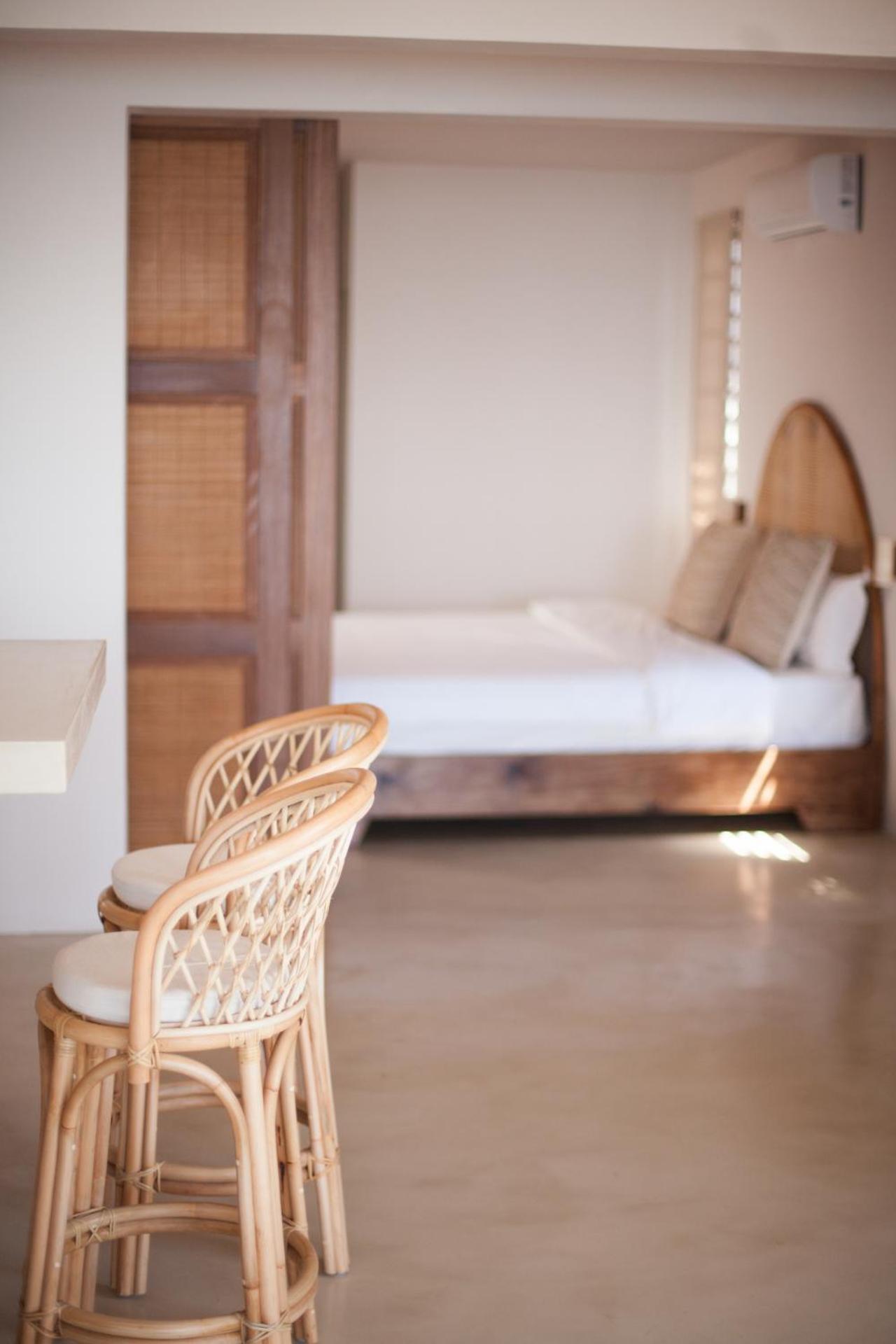 Chantauvent Guest House Blue Bay Buitenkant foto