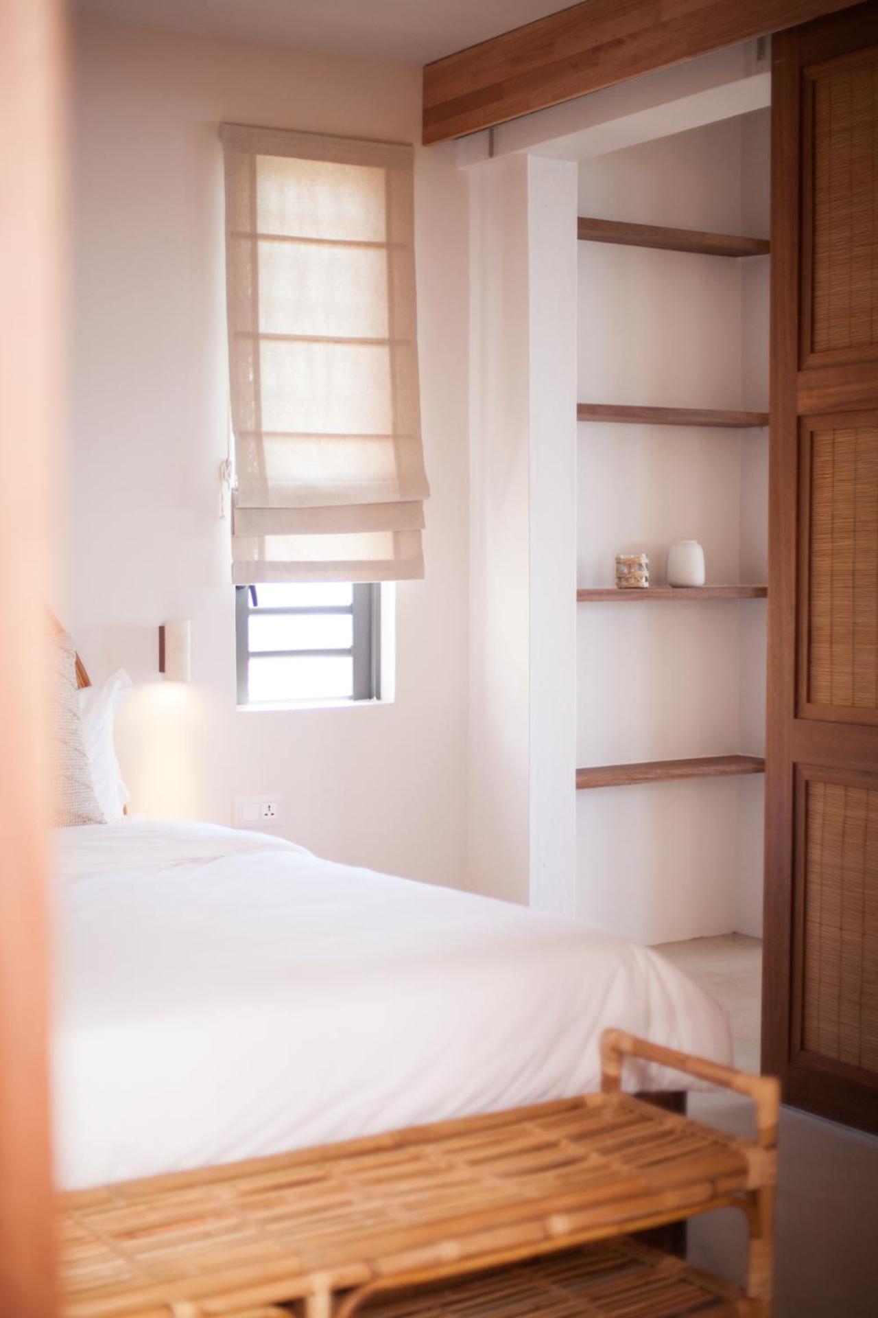 Chantauvent Guest House Blue Bay Buitenkant foto