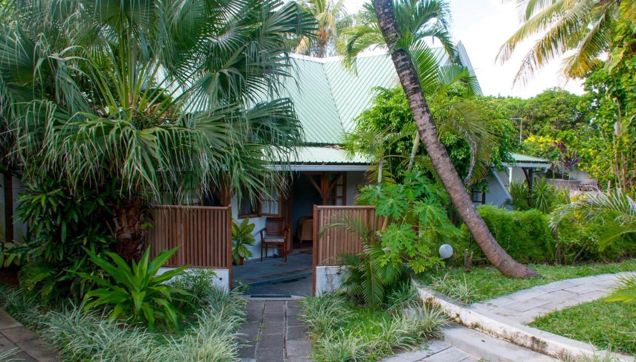 Chantauvent Guest House Blue Bay Buitenkant foto
